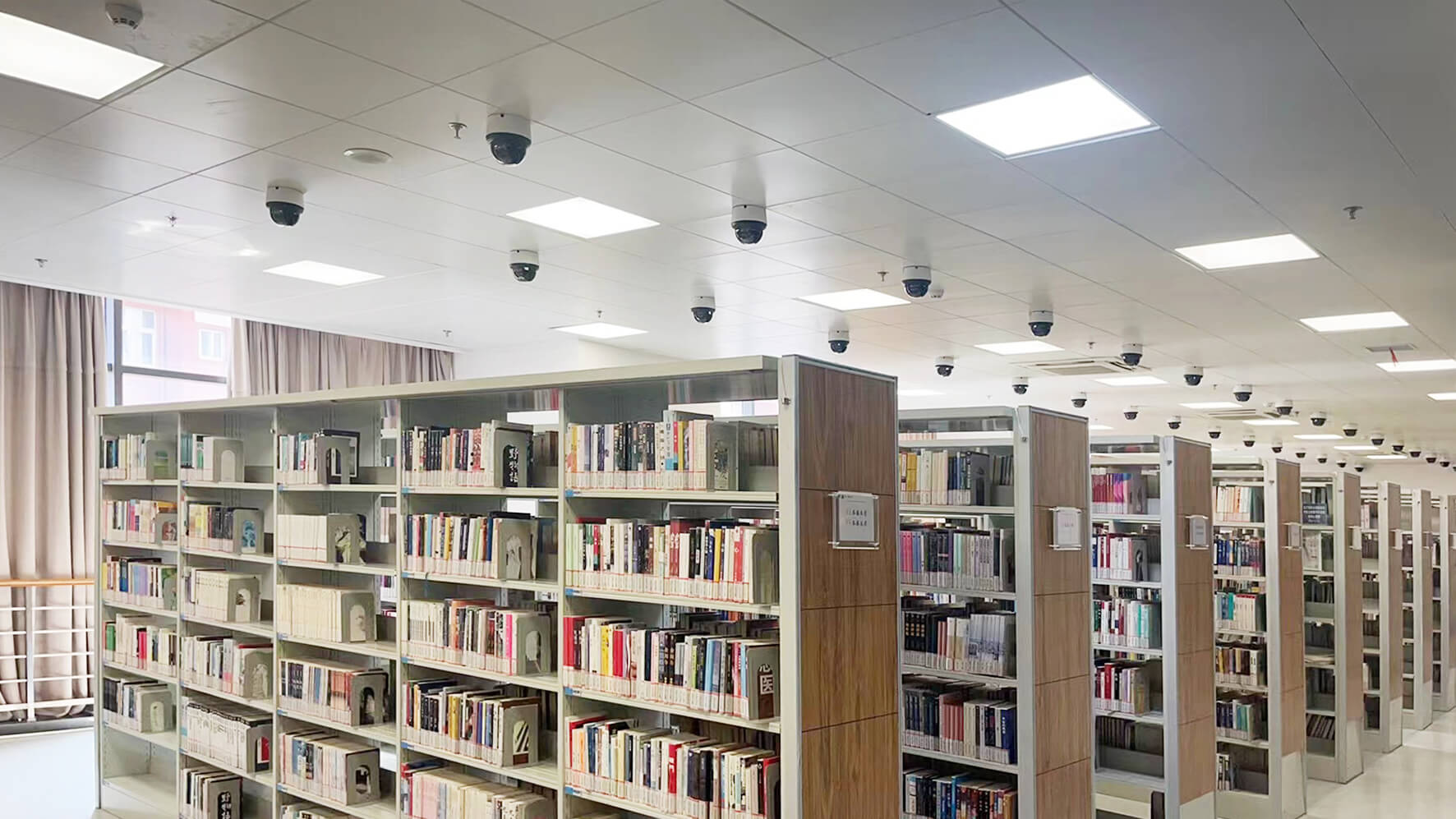 Intech AI vision inventory system on Nanjing Pukou District Library